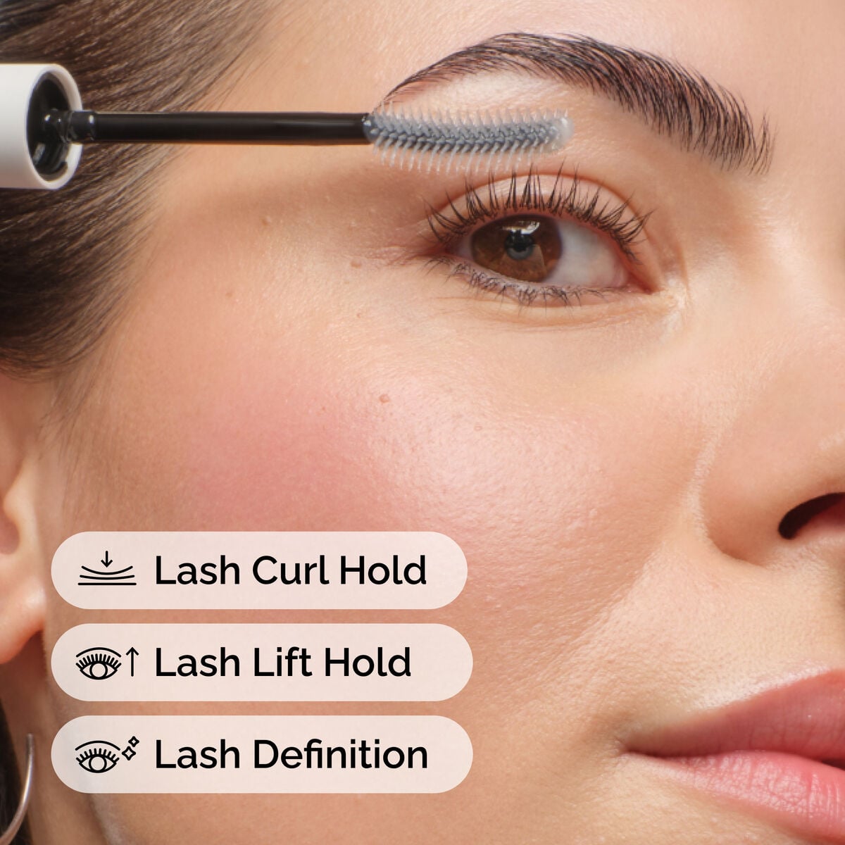 lash-curl-finisher-o4 ord-lash-curl-finisher-model-application-with-benefits.jpg