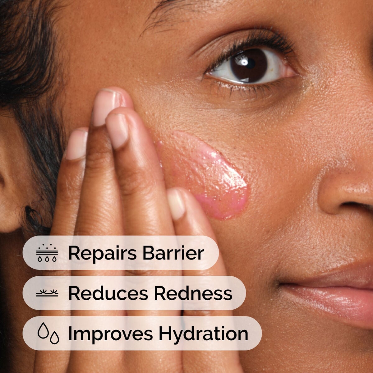 soothing-and-barrier-support-serum-m3 ord-soothing-barrier-support-serum-model-application-with-benefits.jpg