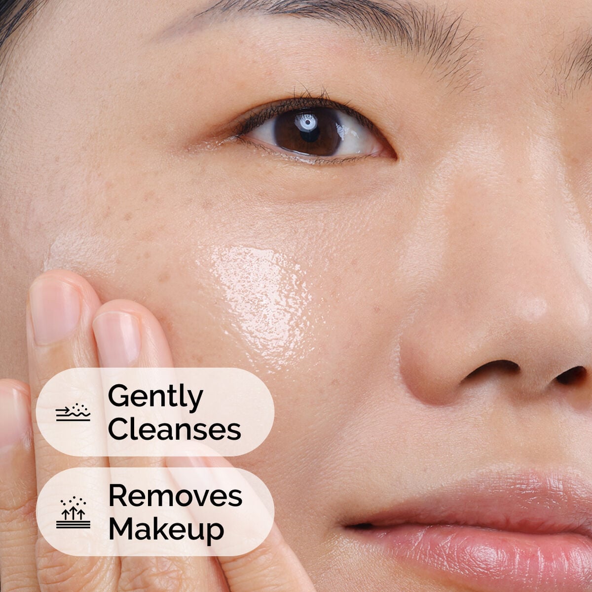 squalane-cleanser-j8 ord-squalane-cleanser-model-application-with-benefits.jpg